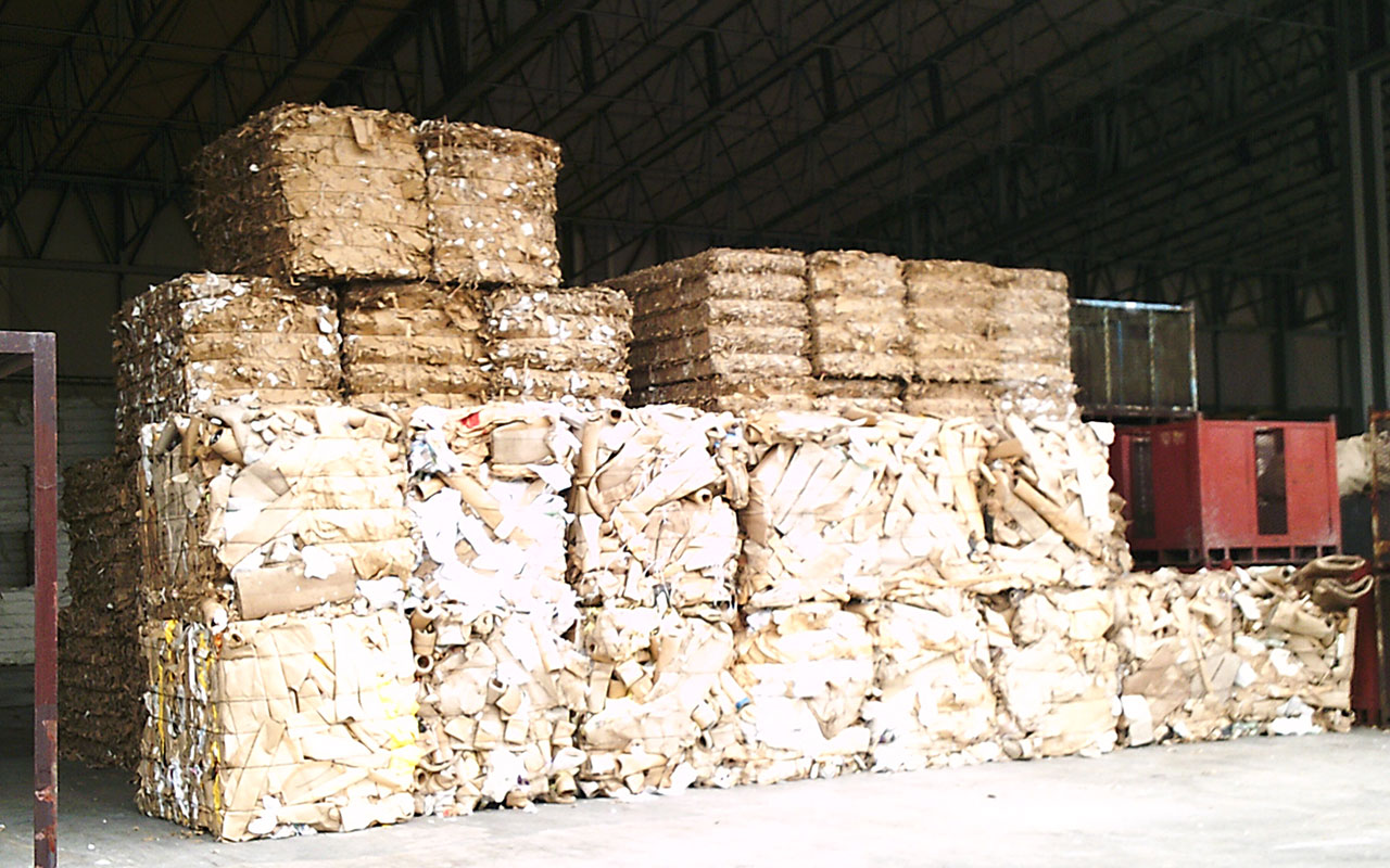 東京資源株式会社の古紙リサイクル